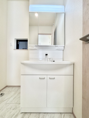 ���ʑ�E���ʏ��@�傫�����₷���O�ʋ��Ő�����������ʑ�́A�g�����Ȃ݃`�F�b�N�┧�̂������ɂ������߂ł��B 