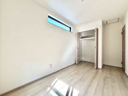 �q�������@�q�������ɂ��������߂Ȏ��[�X�y�[�X�����Ղ�̋���