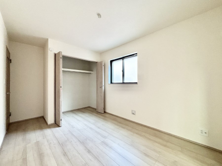 �q�������@�q�������ɂ��������߂Ȏ��[�X�y�[�X�����Ղ�̋���