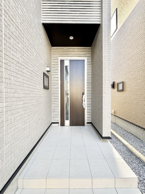 ���ց@���֑O�͉J���~���Ă��G��ɂ��������t��  