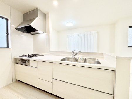 �L�b�`���@���������Ȃ��炲�Ƒ��Ƃ̉�b���y���߂�ΖʃJ�E���^�[�L�b�`��