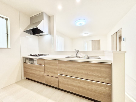 �L�b�`���@���������Ȃ��炲�Ƒ��Ƃ̉�b���y���߂�ΖʃJ�E���^�[�L�b�`��