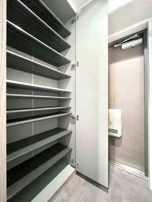 ̑ρ@Ղ[łV[Y{bNXŉƑŠCAւB  