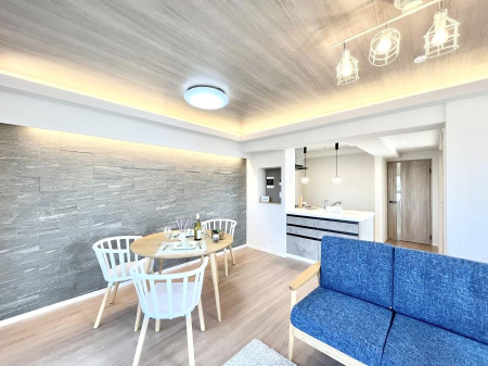 ���r���O�@�������������͋C�̂k�c�j�͉Ƒ��݂�Ȃ̉��K���