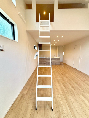 ���̑����ρ@���[�ق��ɂ��A�C�f�A����ŉ��K��Ԃɑ�ϐg�I  