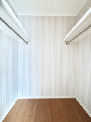 ̑@EH[NCN[[bgtŐԂLpł܂B