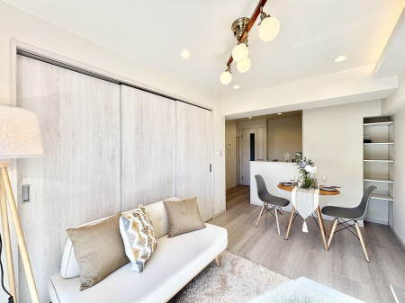 ���r���O�@�Ƒ��ꏏ�ɂ��H�����y���݂����Ȃ�L�X���r���O�_�C�j���O�@