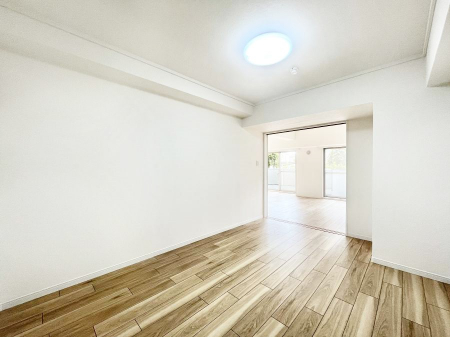 ̑ρ@rOאڂ̗m͊JărỎƂĂg܂