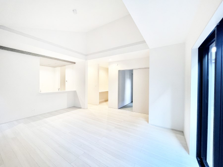 ���̑����ρ@�Ƒ������R�ƏW�܂�e���̃X�y�[�X�ɂȂ肻��