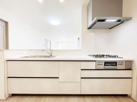 �L�b�`���@�������������I�ɁA�y�����I�V�X�e���L�b�`��