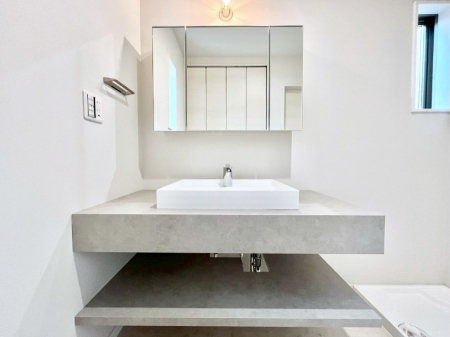 ���ʑ�E���ʏ��@�傫�����₷���O�ʋ��Ő�����������ʑ�́A�g�����Ȃ݃`�F�b�N�┧�̂������ɂ������߂ł��B 