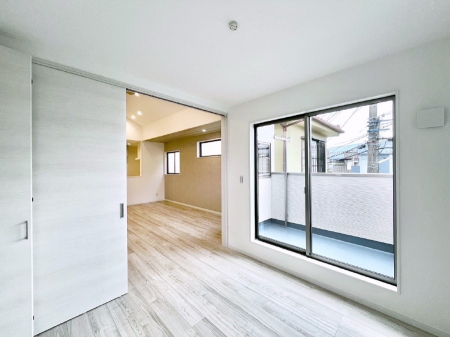 ���̑����ρ@���r���O�ׂ̗ɂ���m���B�����J�����čL�����p���邱�Ƃ��\�ł��B