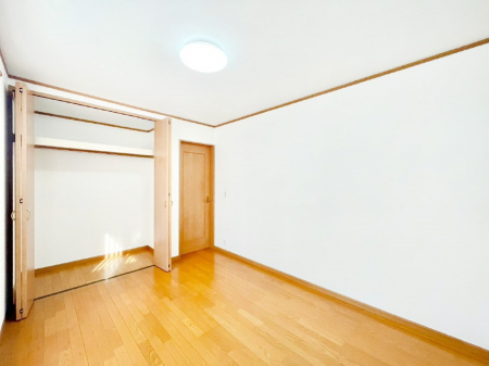 ���̑����ρ@�i�`�������ȃt���[�����O�͂ǂ�ȃC���e���A�ɂ��}�b�`�B