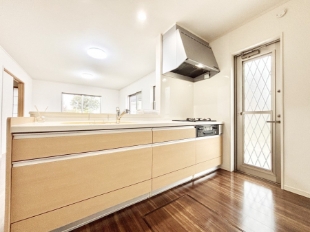 �L�b�`���@�L�X�Ƃ����g������̗ǂ��L�b�`���œ��X�̂��������y�����Ȃ肻��