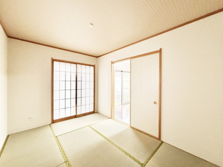 ���̑����ρ@���r���O�אڂ̘a���͖����̕�炵�ɖ����ƈ��炬�������炵�Ă���܂�