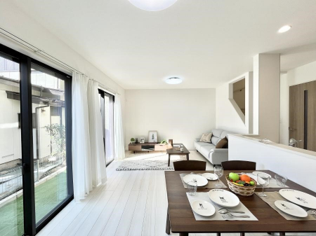 ̑ρ@̗ǂrOBCɓ̃O[΍XɐSn悳AbvI