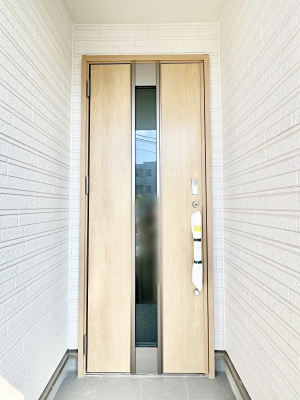 ց@؂ȉƑAqo}錺ցB֑O͉tŉJ~ĂĂGɂłB 