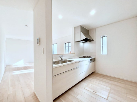 �L�b�`���@���������Ȃ��炲�Ƒ��Ƃ̉�b���y���߂�ΖʃJ�E���^�[�L�b�`��