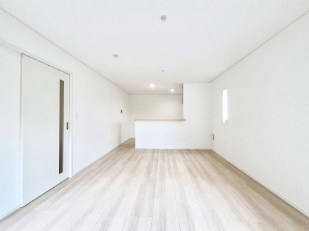 ���r���O�@�������������͋C�̂k�c�j�͉Ƒ��݂�Ȃ̉��K���  