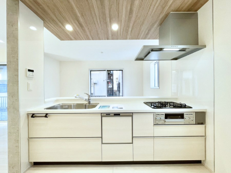 �L�b�`���@�������������I�ɁA�y�����I�V�X�e���L�b�`��  