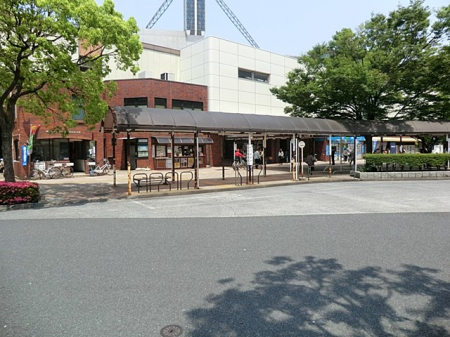 ���ӊ��@�w 640m �s�c�V�h���D�x�w