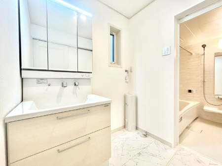 ���̑��@�������̂�����K��Ԃł��B�����̐g�x�x���C�����ǂ����g�������܂��B 