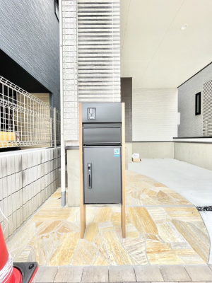 ���̑��@�V���v���f�U�C���̃|�X�g�B