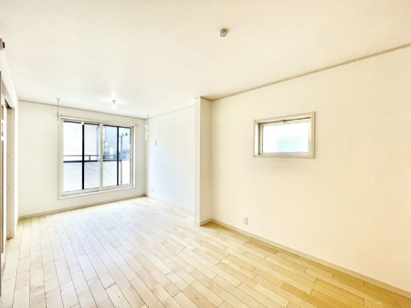 ���̑����ρ@���邢2�K���r���O�I�O����̎������V���b�g�A�E�g���ĉƑ��̃v���C�o�V�[�����܂��B