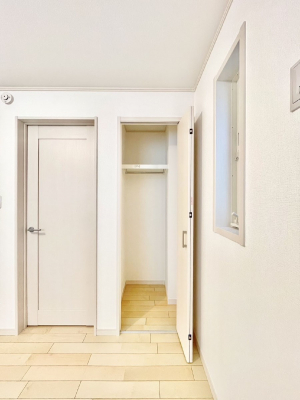 ���[�@�����Ղ�̎��[�X�y�[�X�ŉ��K�ɕ�点���� 