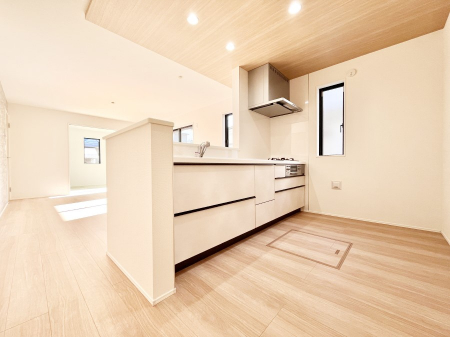 �L�b�`���@���������Ȃ��炲�Ƒ��Ƃ̉�b���y���߂�ΖʃJ�E���^�[�L�b�`��