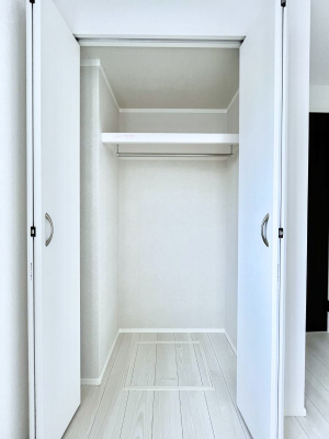 [@m̃N[[bgBŝŌ̈ߗނ܂܂B