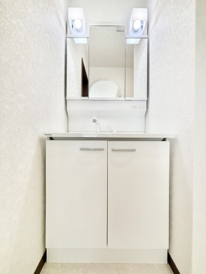 ʑEʏ@X^COɕ֗ȎOʋA~[LrlbgōׂXbL