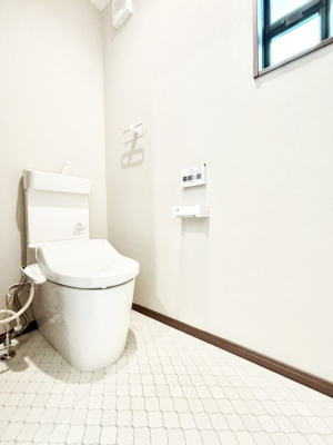 gC@gC͈ŜQӏĨo^o^SłB 