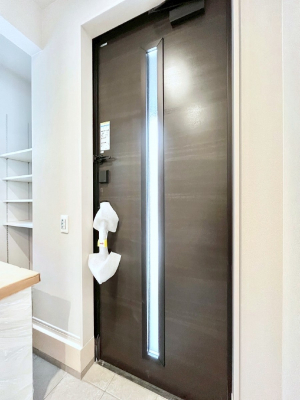 ���ց@�V���[�Y�C���N���[�N�t���̌��ցB�Ƒ��S���̌C��J��Ȃǂ���������[�ł��܂��B