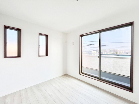 ���̑����ρ@�o���R�j�[���J�������v���X���Ă����m��