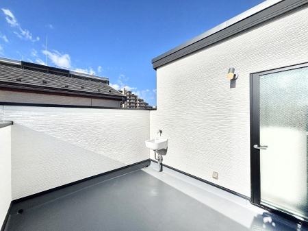 �o���R�j�[�@���������Ԃ��[���������I�J��������������X�J�C�o���R�j�[�B