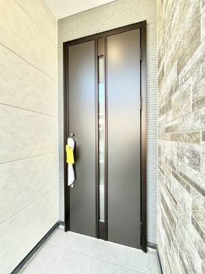 ���ց@��؂ȉƑ��A���q���o�}���錺�ցB