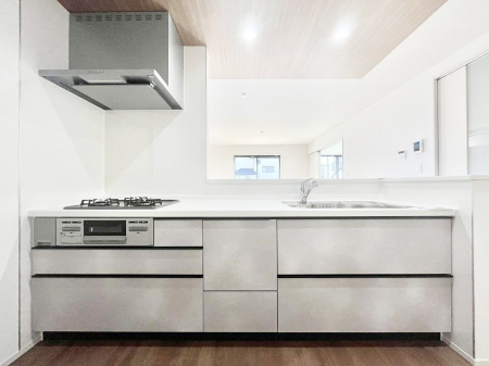 �L�b�`���@�������������I�ɁA�y�����I�V�X�e���L�b�`��