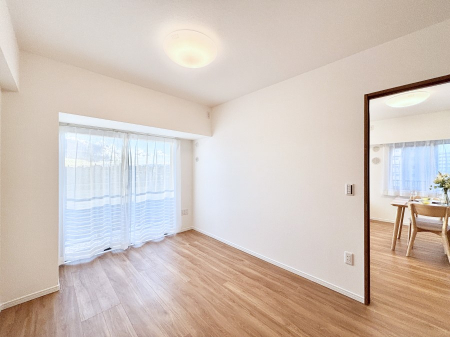 ���̑����ρ@�o���R�j�[���J�������v���X���Ă����m��  