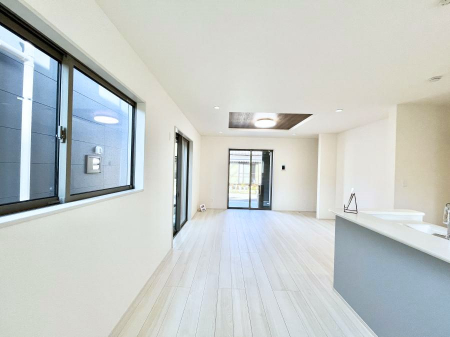 ���̑����ρ@�Ƒ������R�ƏW�܂�e���̃X�y�[�X�ɂȂ肻��