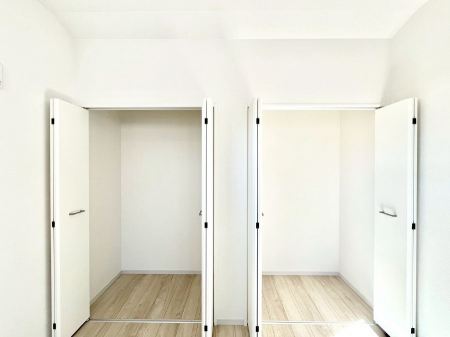 ���[�@�����Ղ�̎��[�X�y�[�X�ŉ��K�ɕ�点���� 