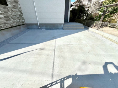 �@�����Ɍ������Ȃ����ԃX�y�[�X�B