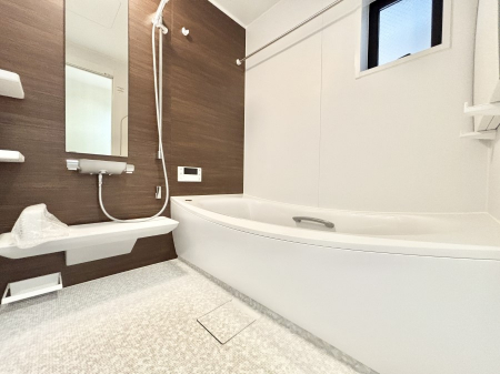 �����@����̔�������Ă���閾�邢�������̂���o�X���[��