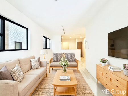 ���r���O�@�������������͋C�̂k�c�j�͉Ƒ��݂�Ȃ̉��K��ԁ��Ƌ��CG�ł�