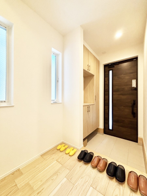 ց@KXXbg̓փhAɌ͂Ă܂