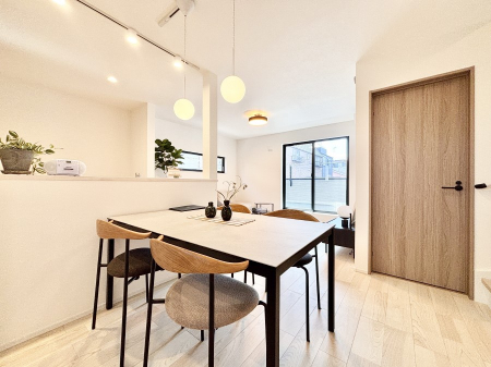 ���̑����ρ@�Ƒ������R�ƏW�܂�e���̃X�y�[�X�ɂȂ肻��    