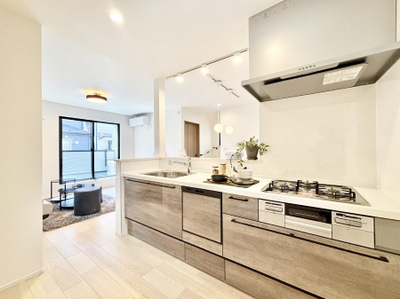 �L�b�`���@���������Ȃ���ł����Ƒ��Ƃ̉�b���y���߂�ΖʃL�b�`��  