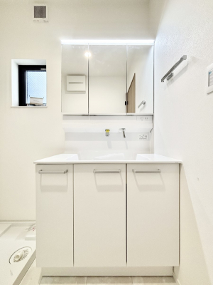 ���ʑ�E���ʏ��@���[�͂Ƌ@�\���ɗD�ꂽ���ʉ��ϑ�  