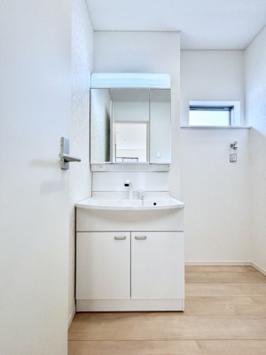 ���ʑ�E���ʏ��@�傫�����₷���O�ʋ��Ő�����������ʑ�́A�g�����Ȃ݃`�F�b�N�┧�̂������ɂ������߂ł��B 