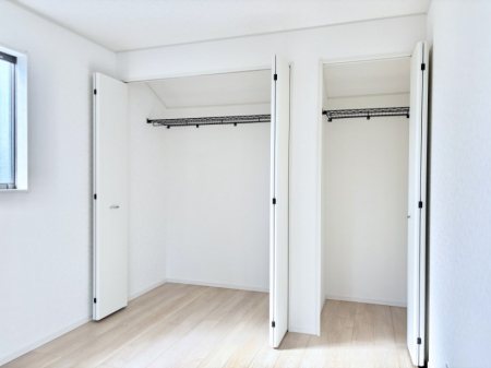 ���[�@�����Ղ�̎��[�X�y�[�X�ŉ��K�ɕ�点���� 